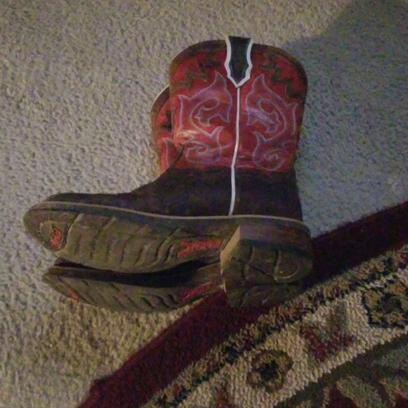 Brown and Red Ariet Boots - Picture 6 of 7